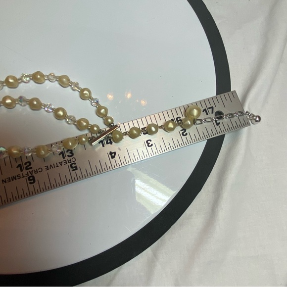 Vintage Laguna 3 Strand Crystal and Faux Pearl necklace. - Picture 6 of 8